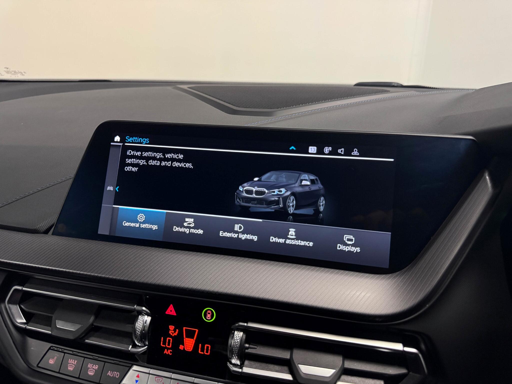 BMW 1 Series view 43
