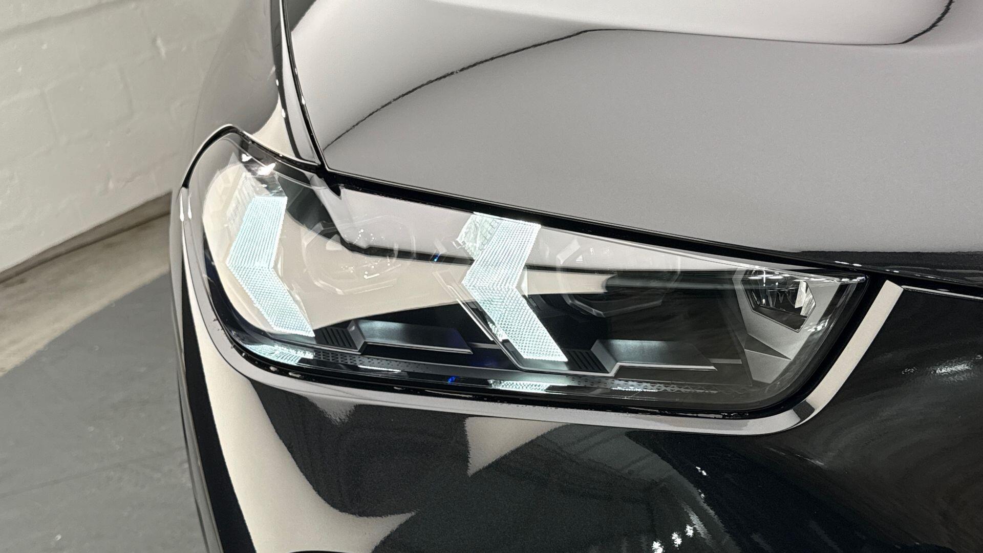 BMW X5 view 23