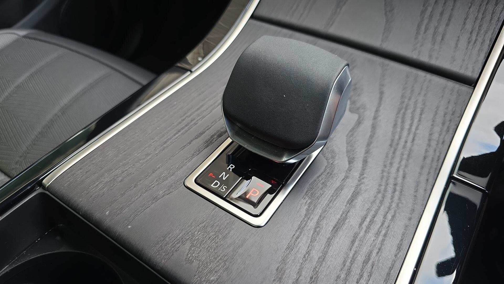 Land Rover Range Rover Evoque view 13