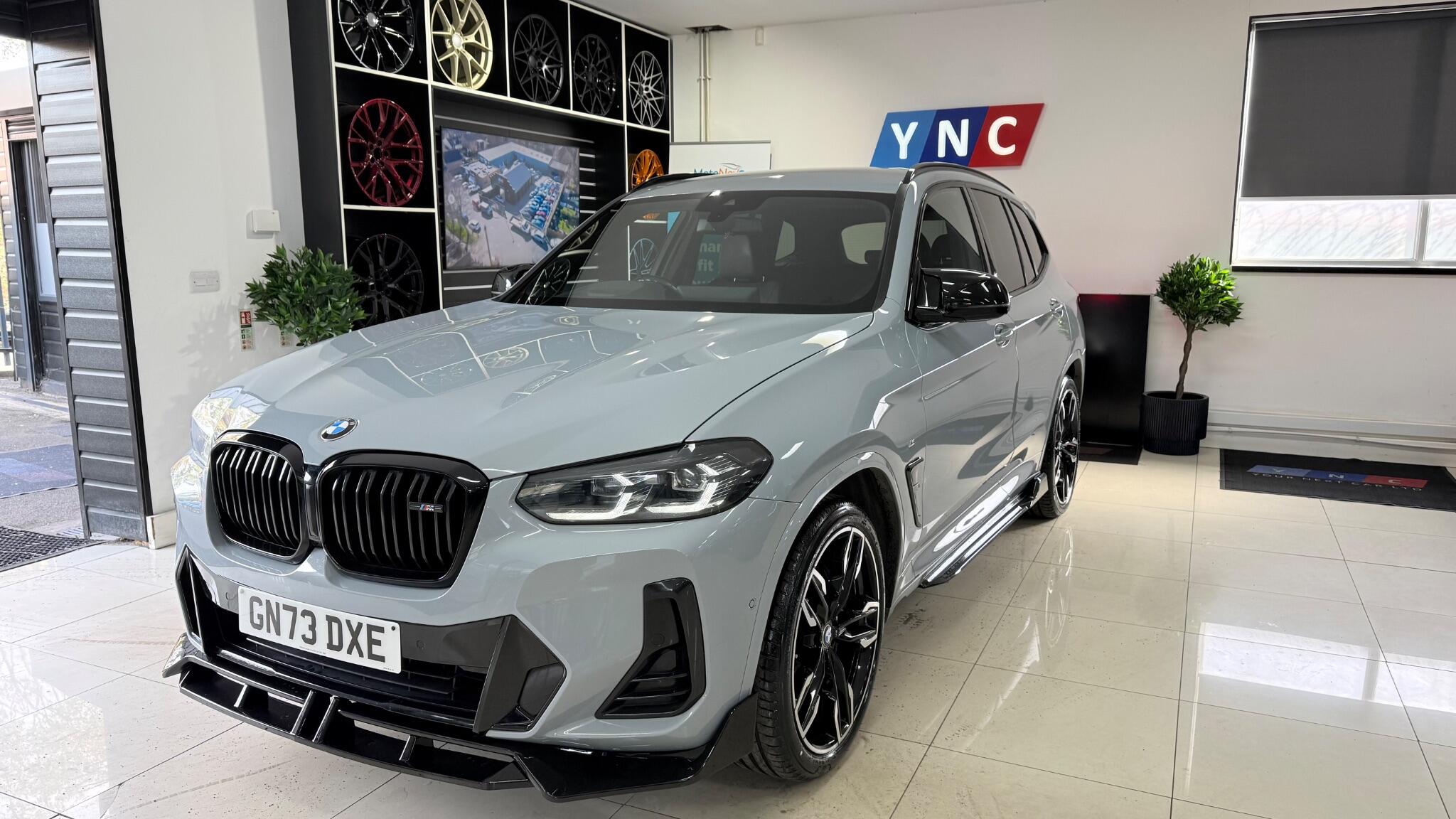 BMW X3 view 6