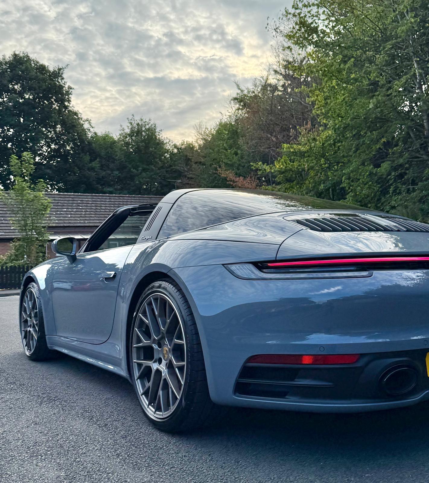Porsche 911 view 55