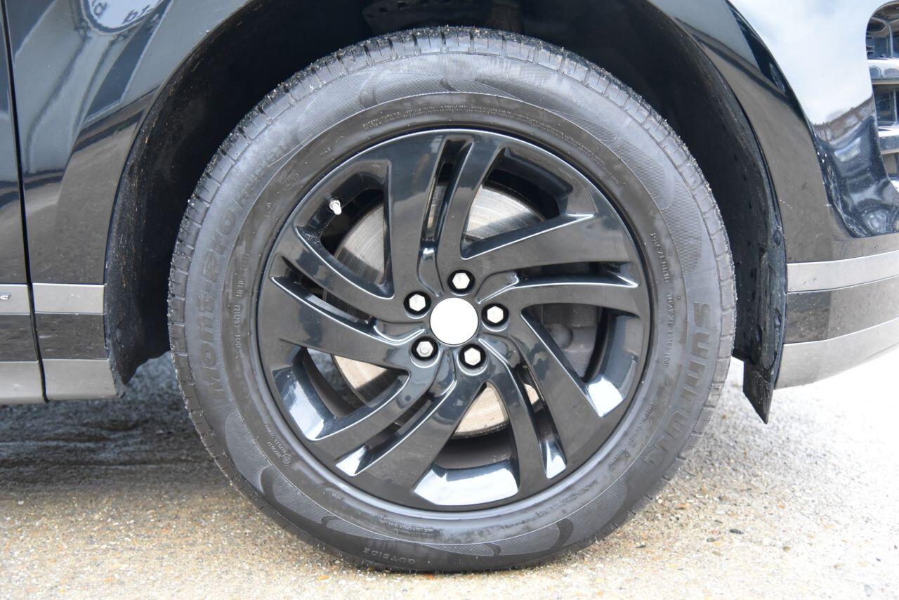Land Rover Range Rover Evoque view 59