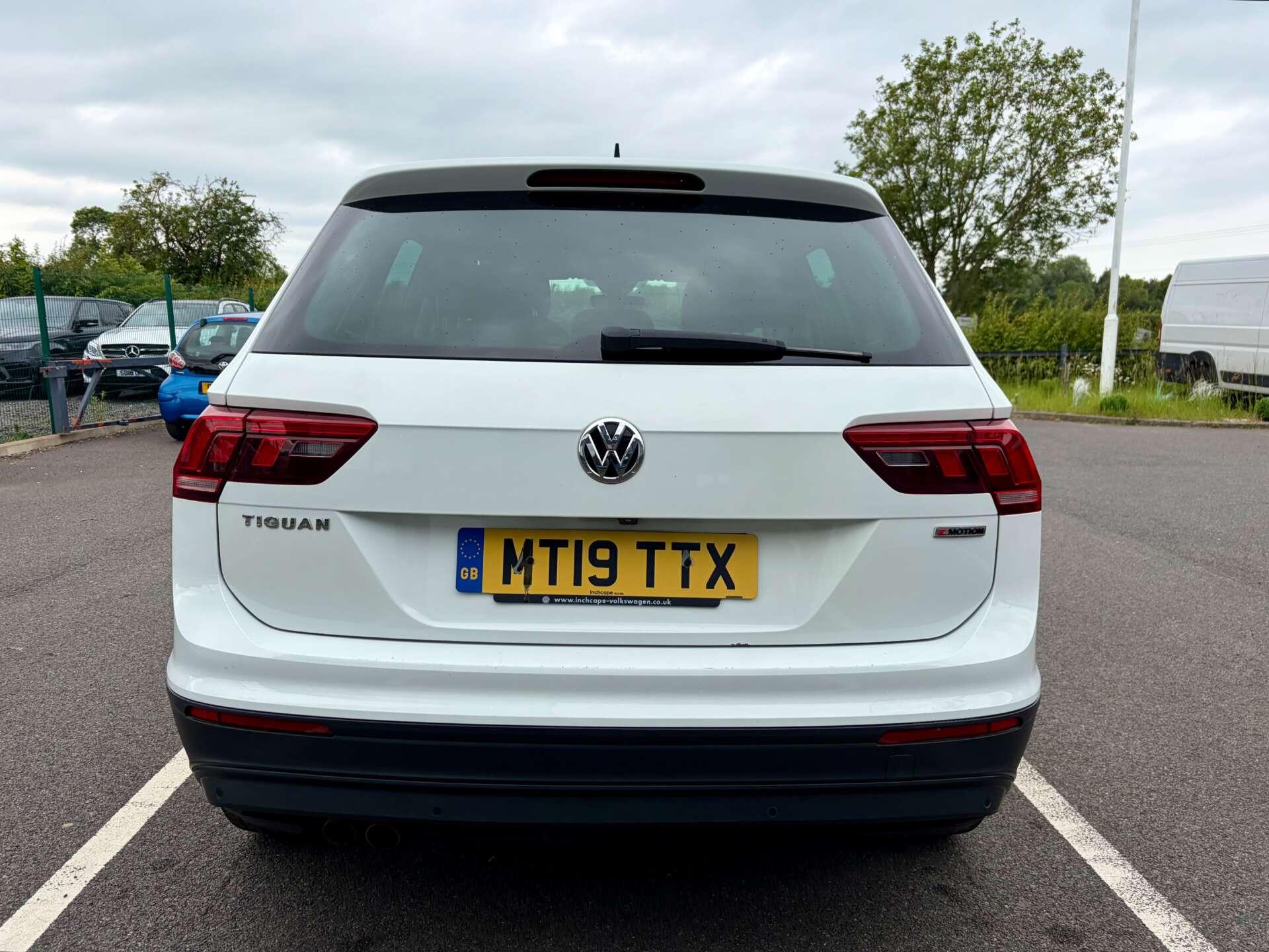 Volkswagen Tiguan view 7