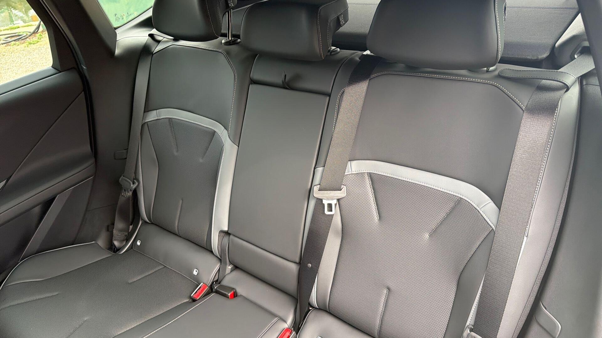 BMW Ix3 view 12