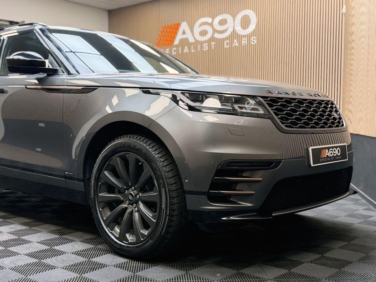 Land Rover Range Rover Velar view 11
