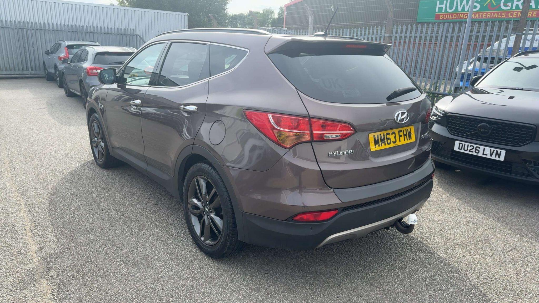 Hyundai Santa FE view 5