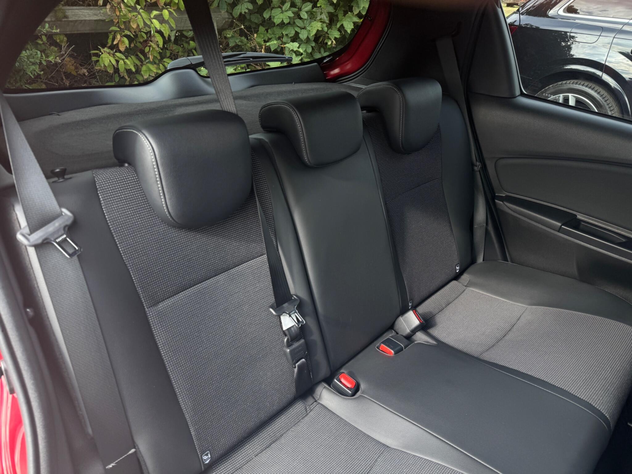 Toyota Yaris view 39