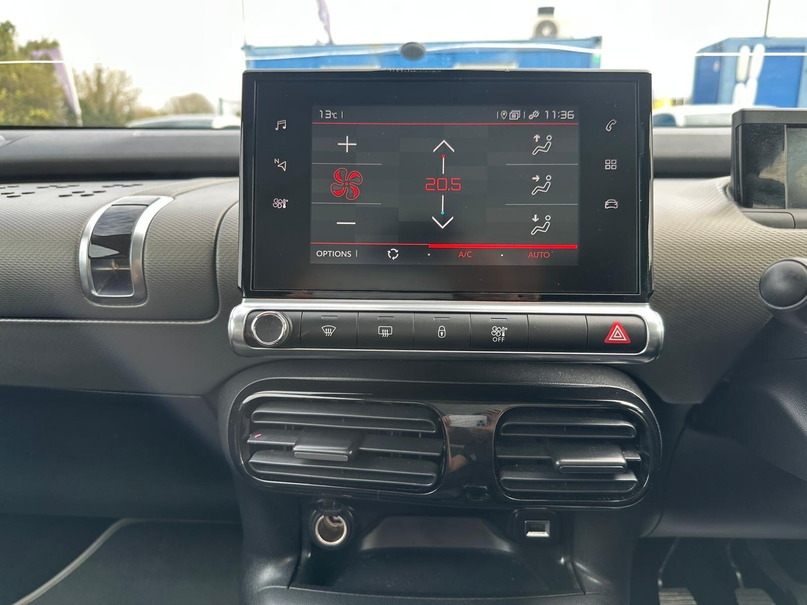Citroen C4 Cactus view 12