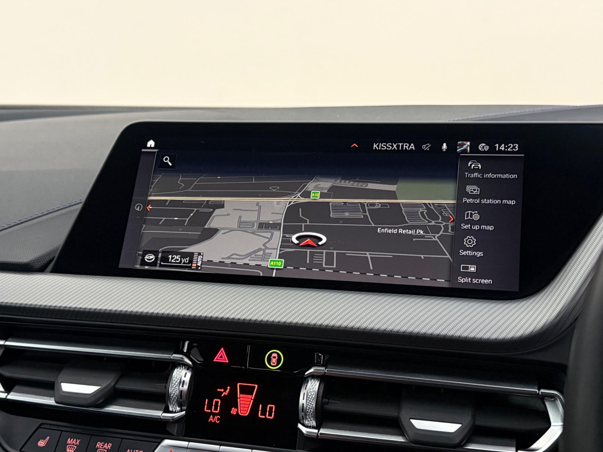 BMW 2 Series view 33