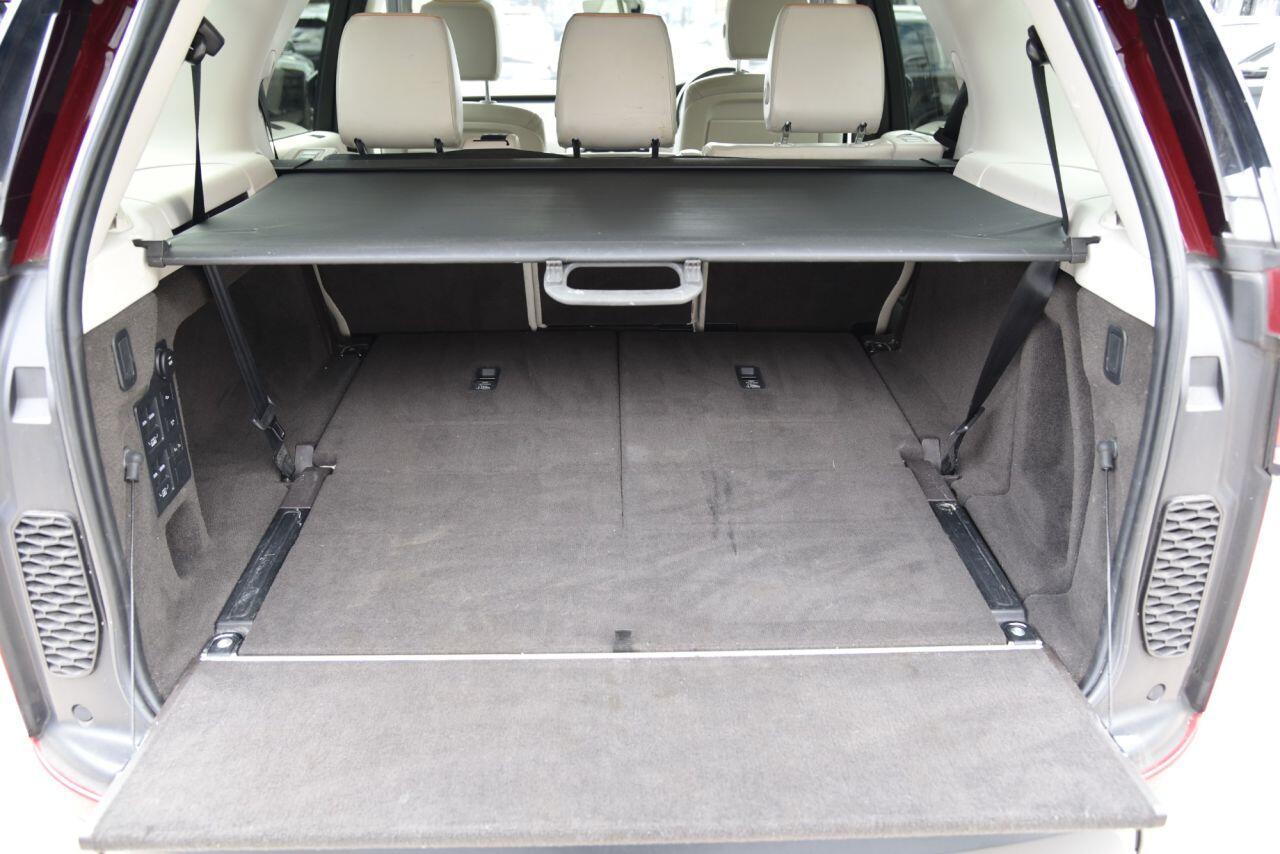 Land Rover Discovery view 60