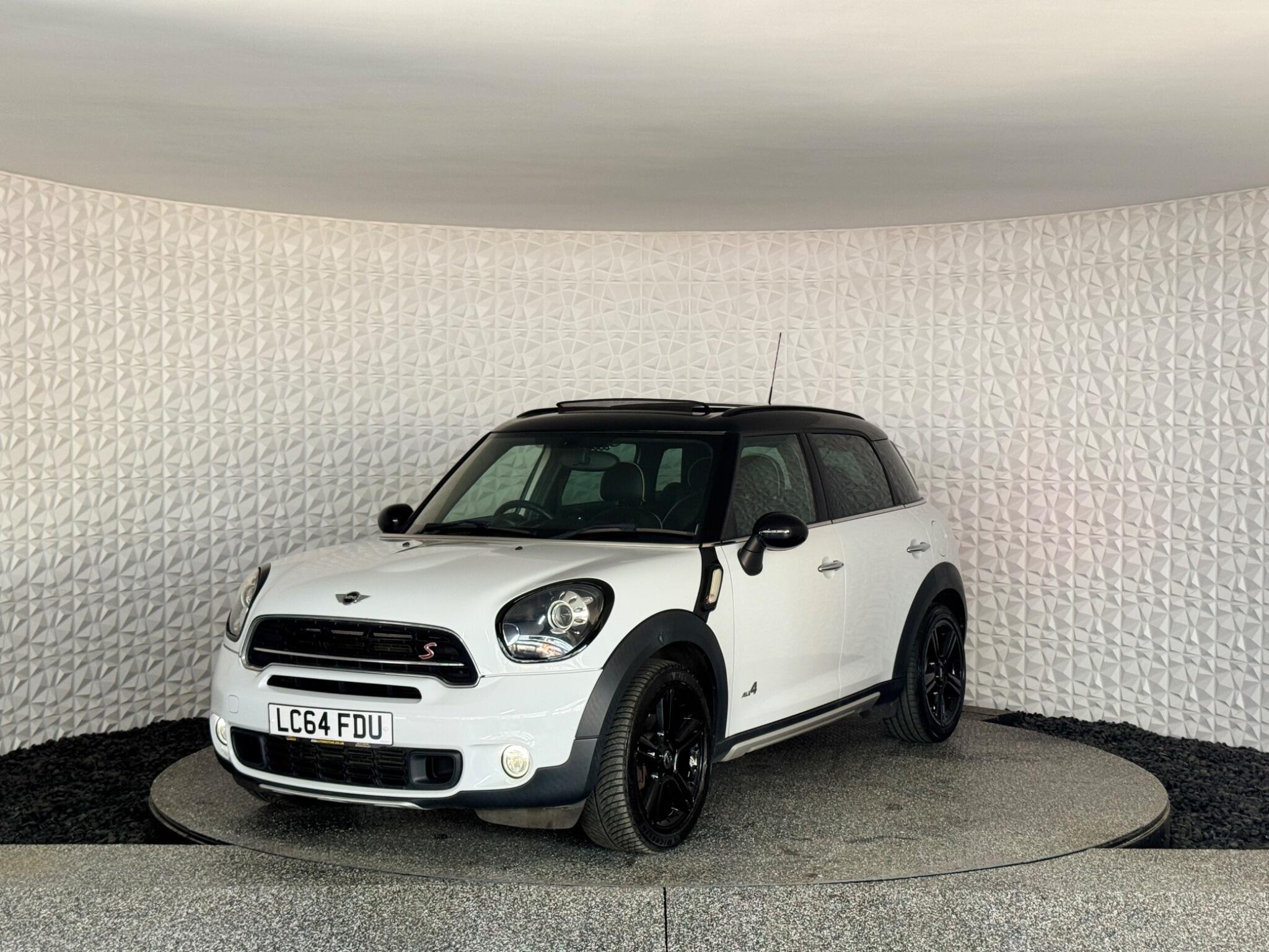 Mini Countryman view 28
