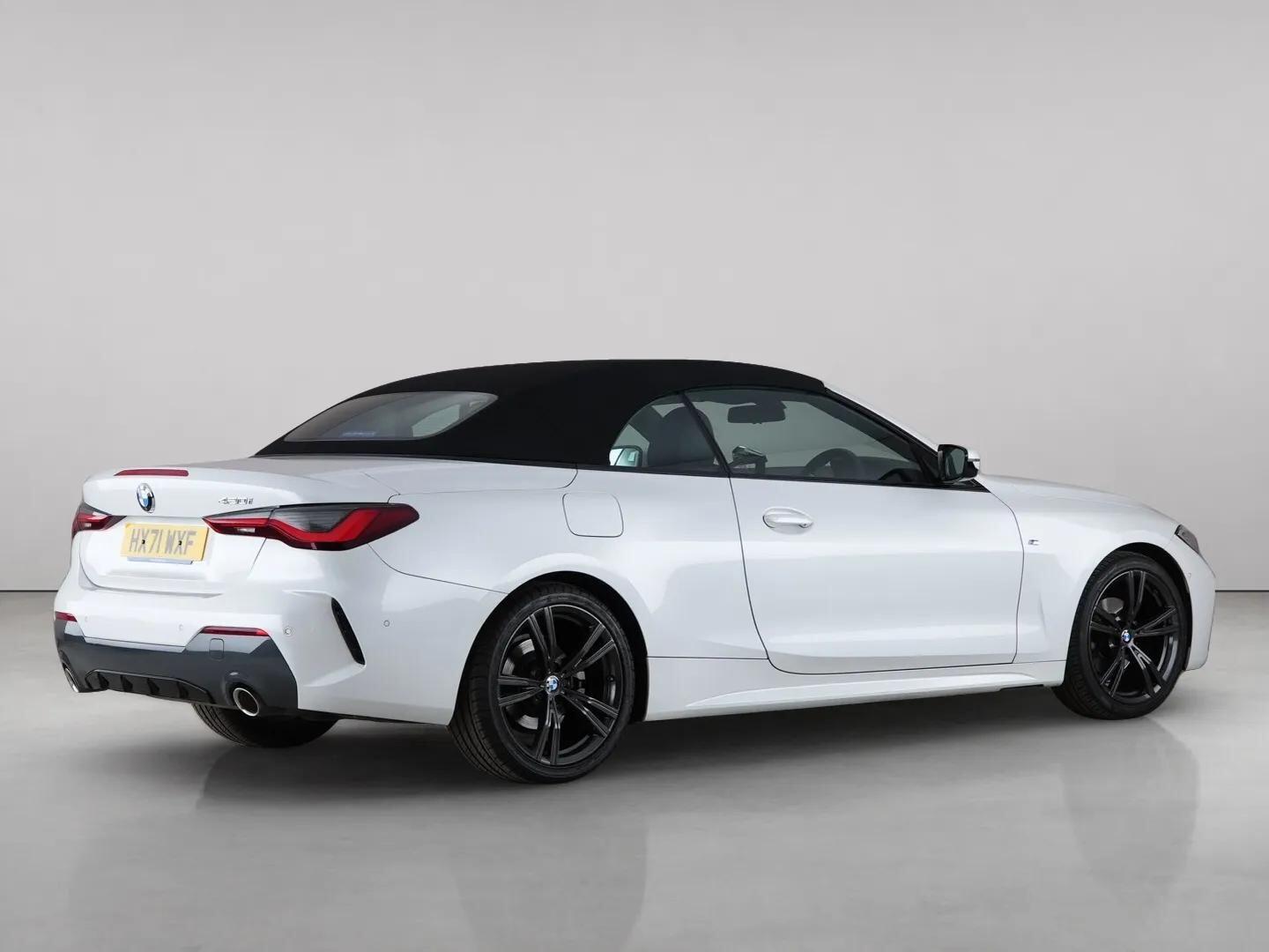 BMW 4 Series view 18