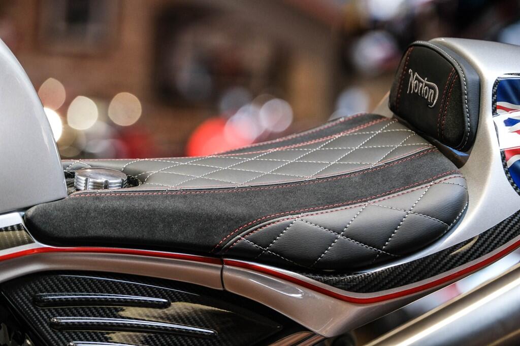 Norton V4 SV view 22