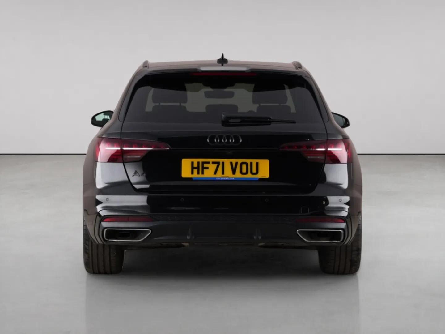 Audi A4 view 7