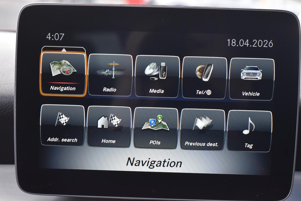 Mercedes-Benz Gla view 60