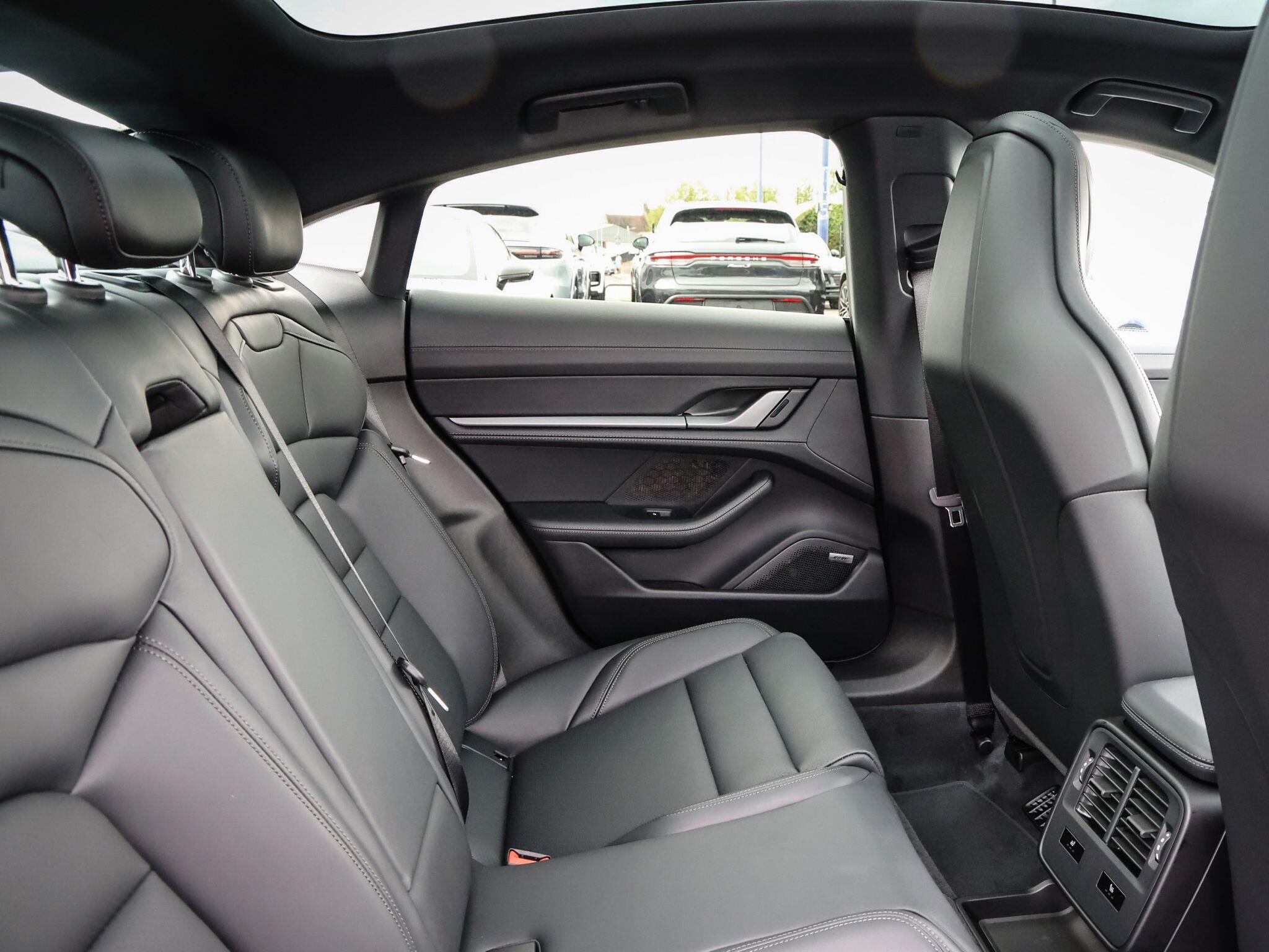 Porsche Taycan view 17
