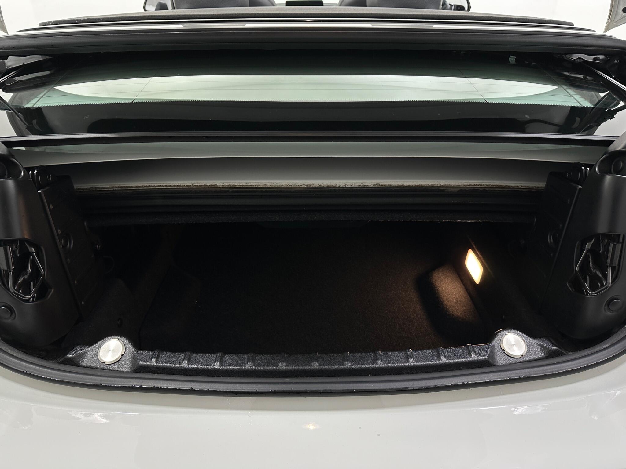 BMW 4 Series view 44
