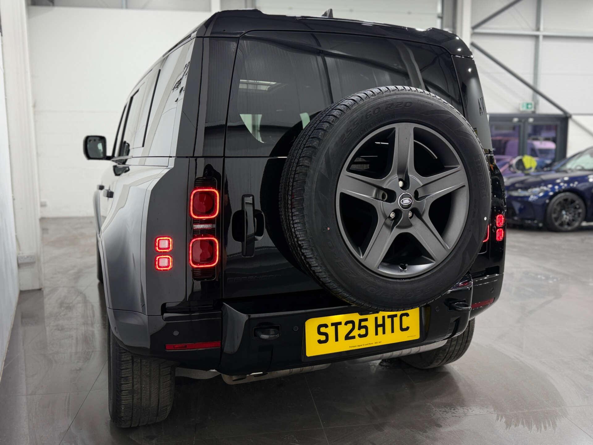 Land Rover Defender view 9