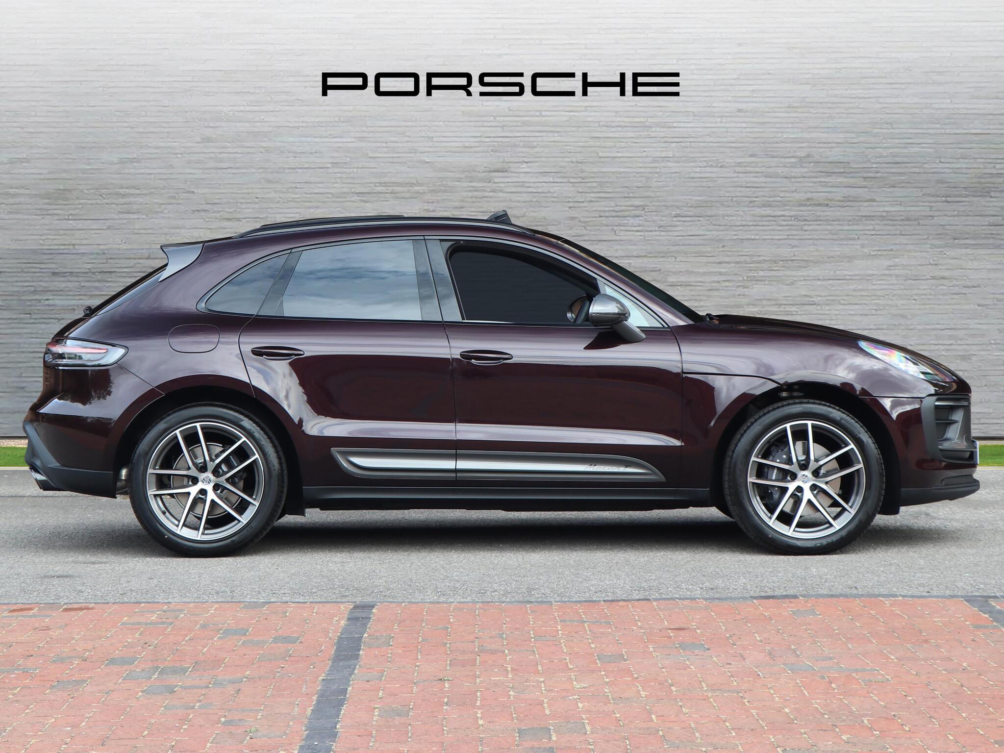 Porsche Macan view 5