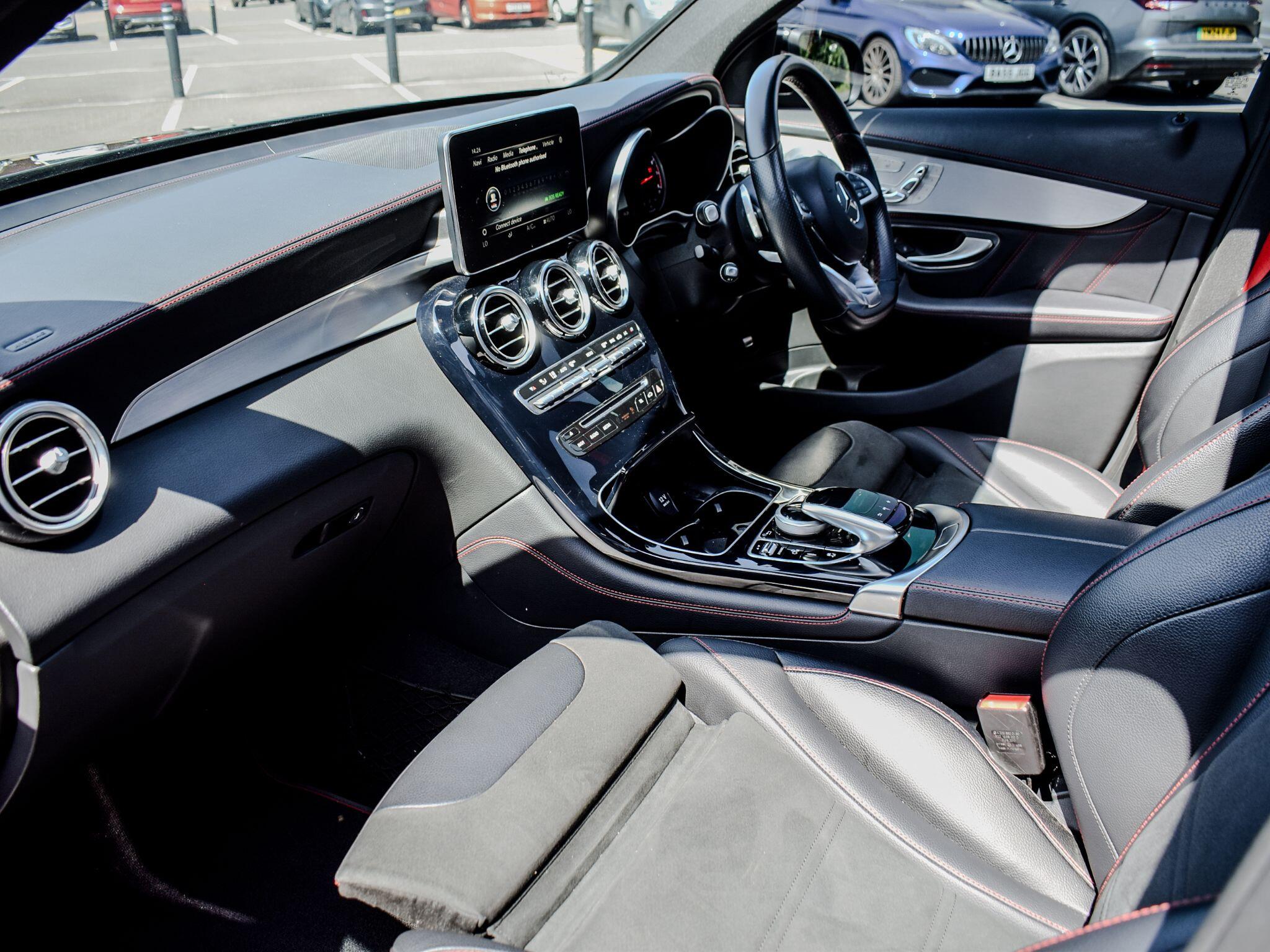 Mercedes-Benz GLC view 15