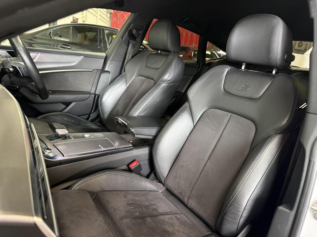 Audi A7 view 54