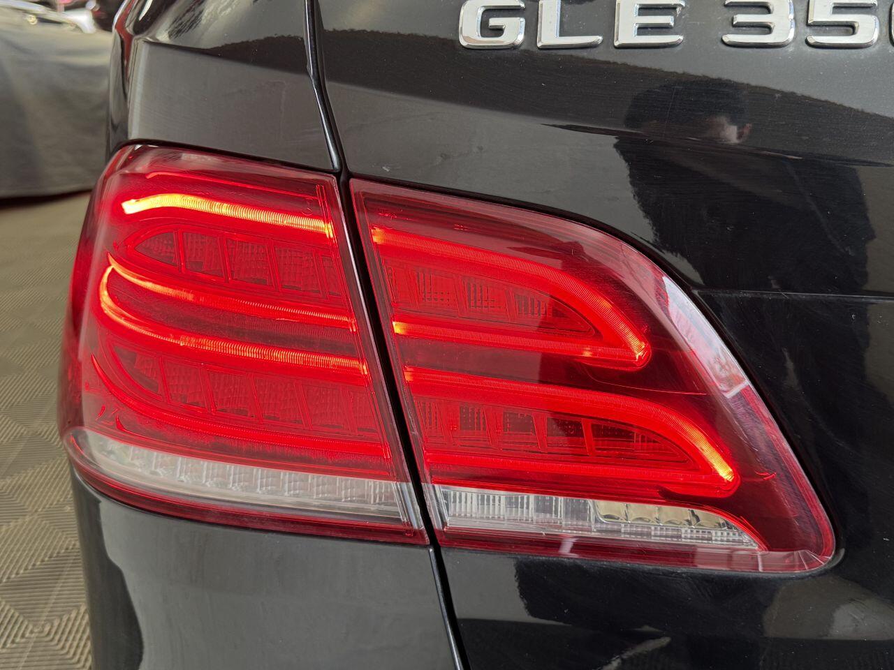 Mercedes-Benz Gle view 27