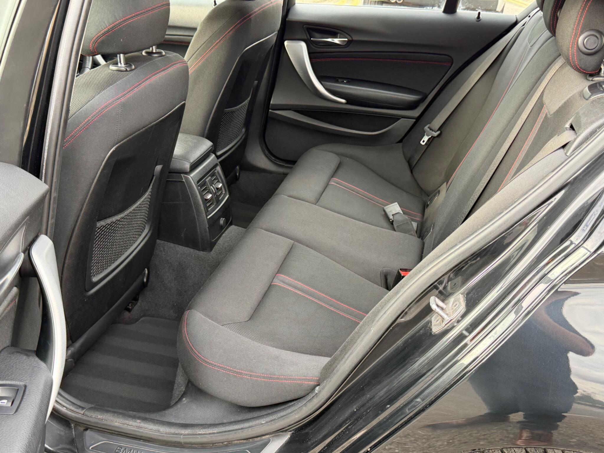 BMW 1 Series view 12