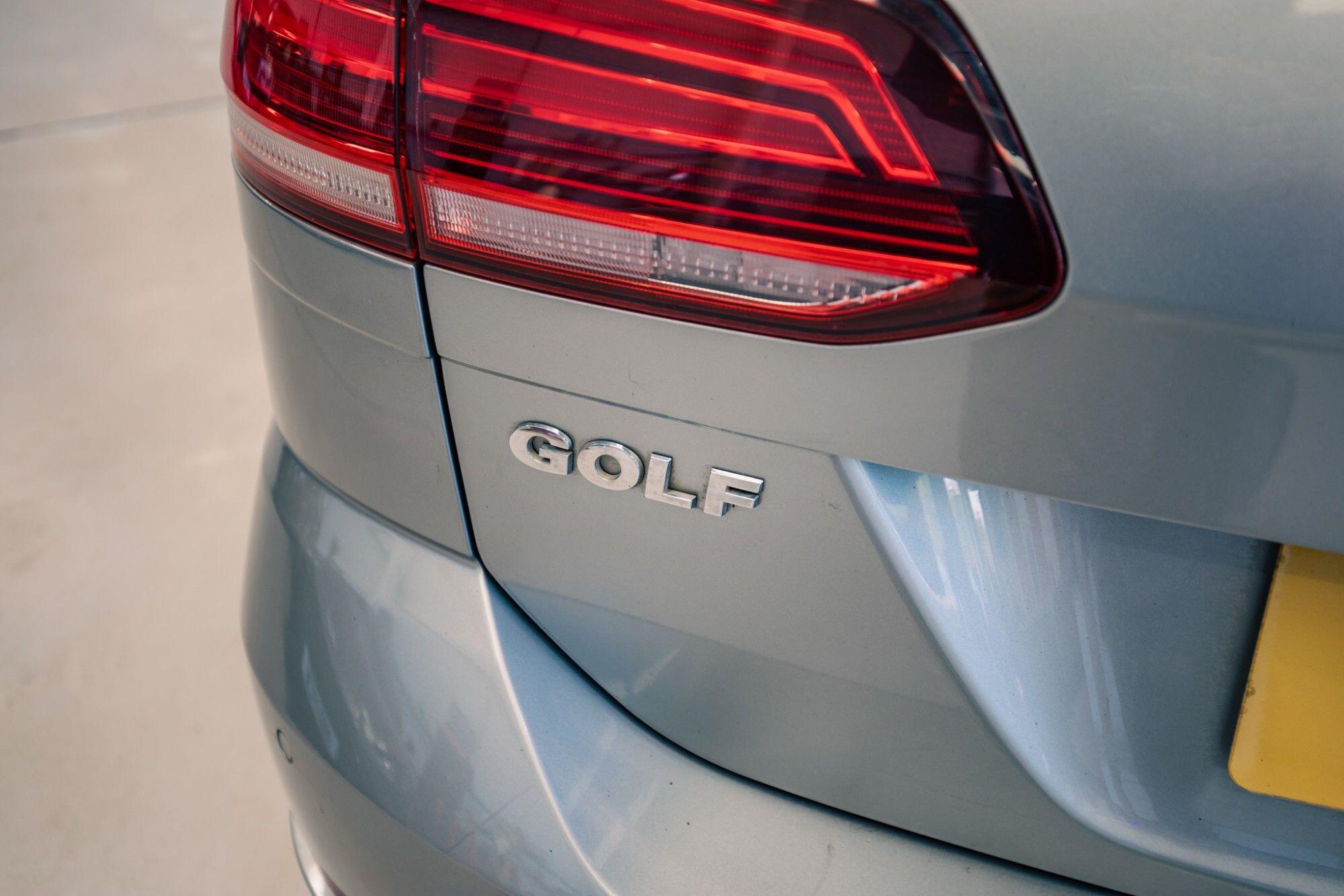 Volkswagen Golf view 7