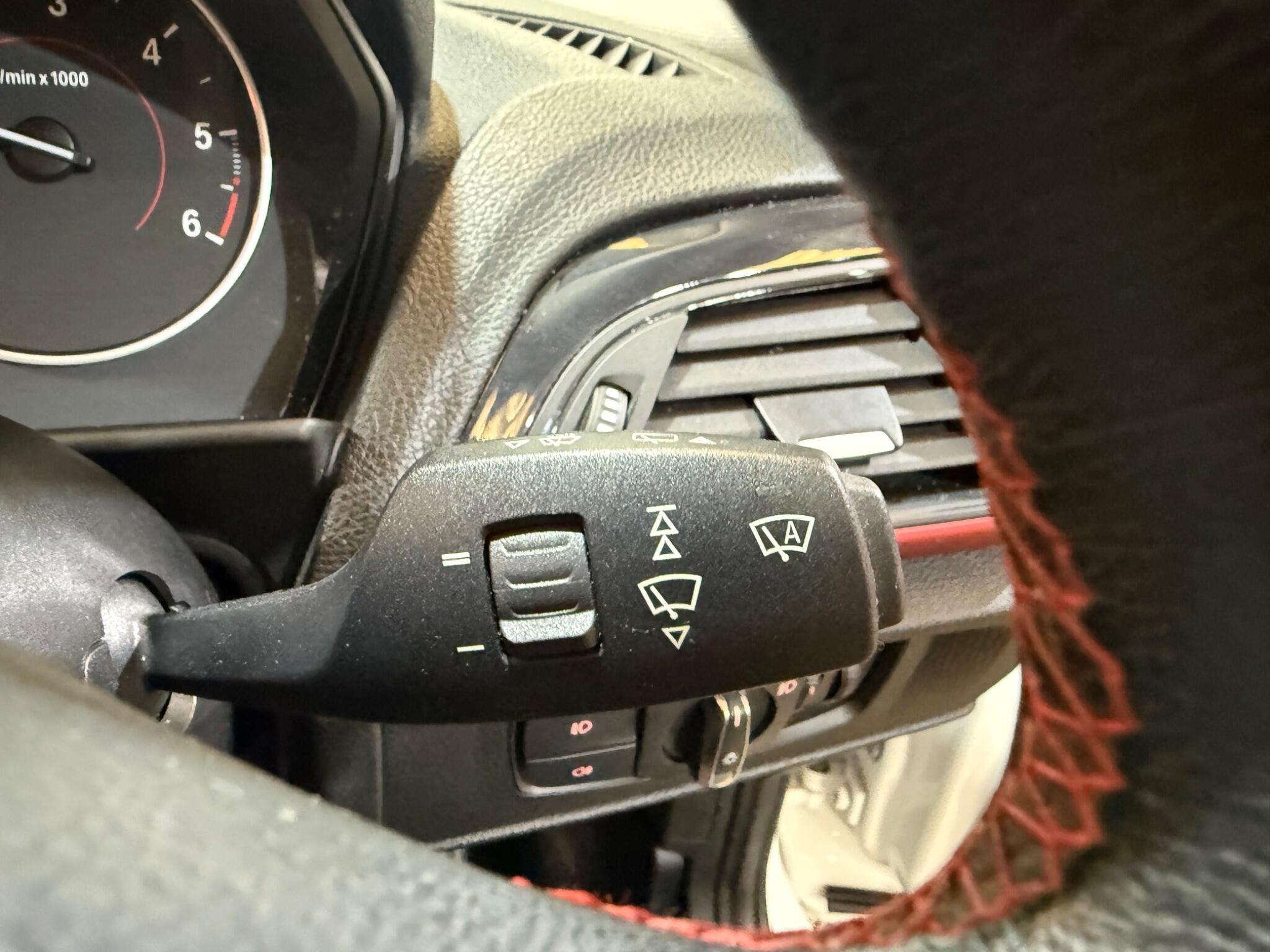 BMW 1 Series view 31