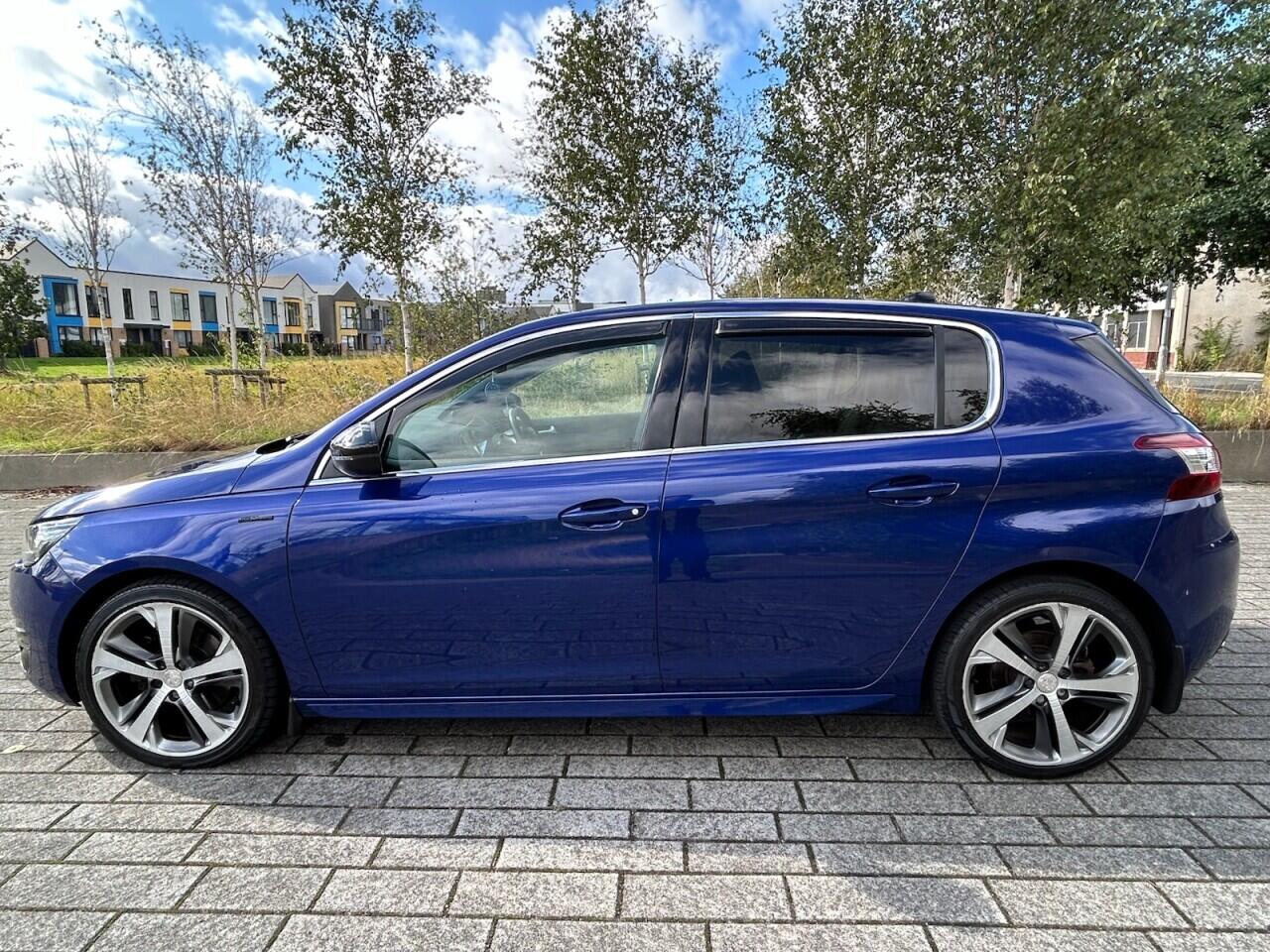 Peugeot 308 view 19