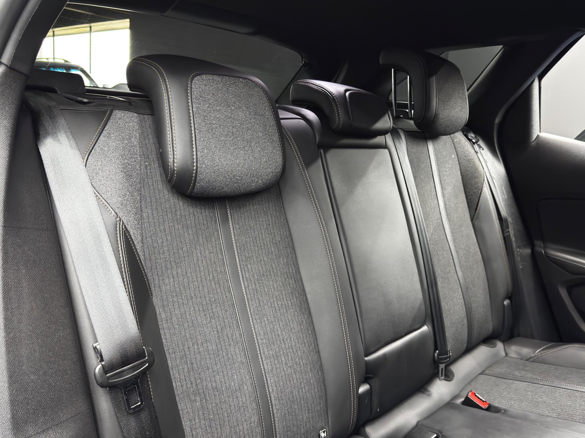 Peugeot 3008 view 15