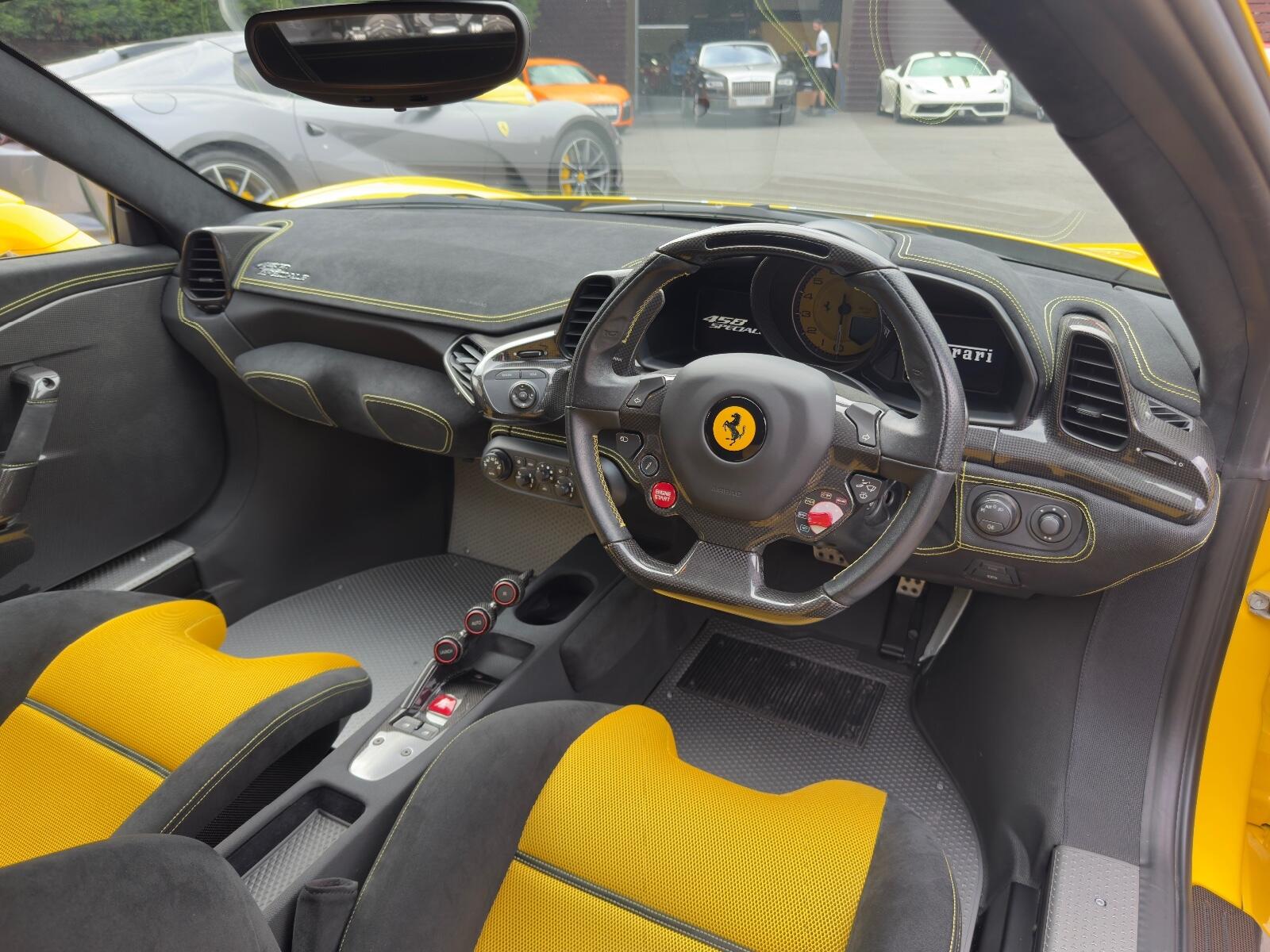 Ferrari 458 view 31