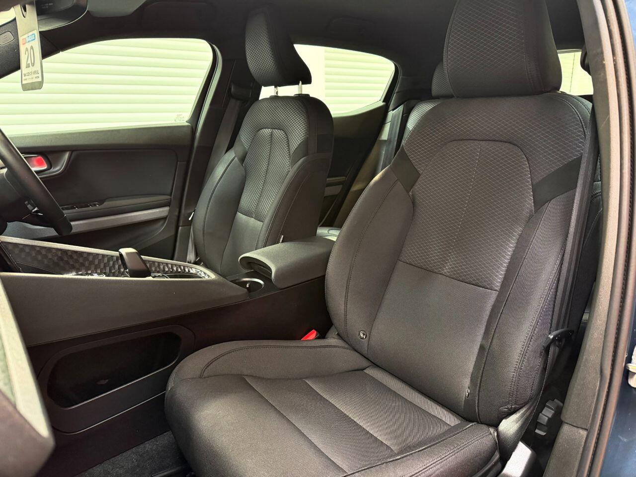 Polestar 2 view 21