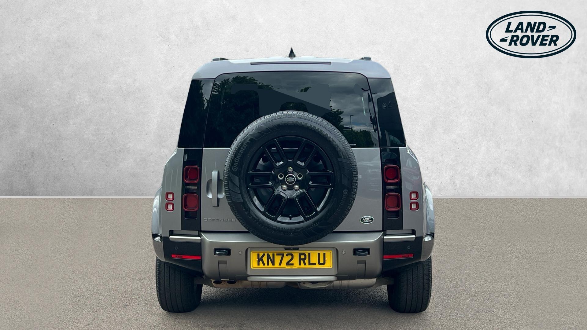 Land Rover Defender view 7