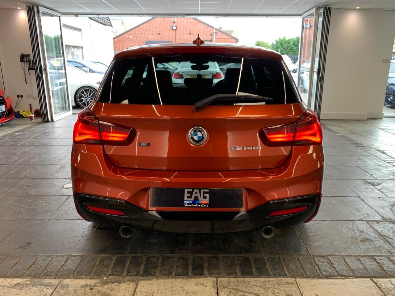 BMW 1 Series view 17