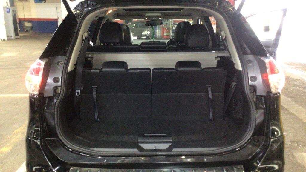Nissan X-Trail view 12