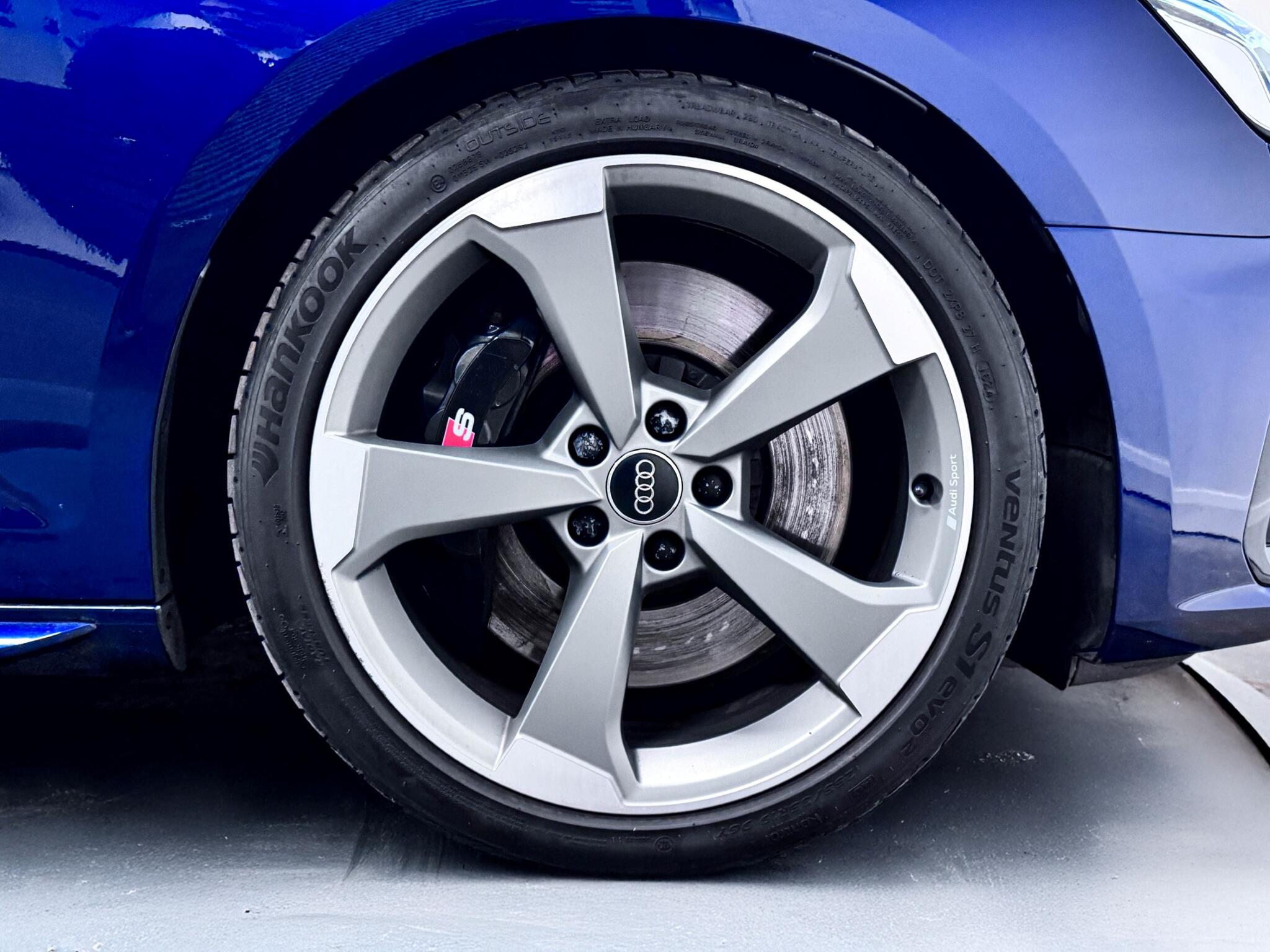 Audi S4 view 54