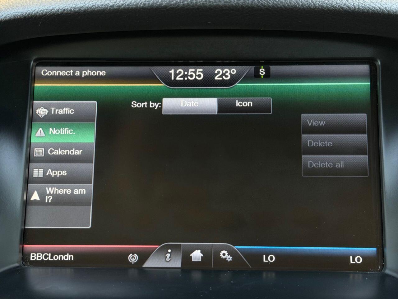 Ford Focus view 45