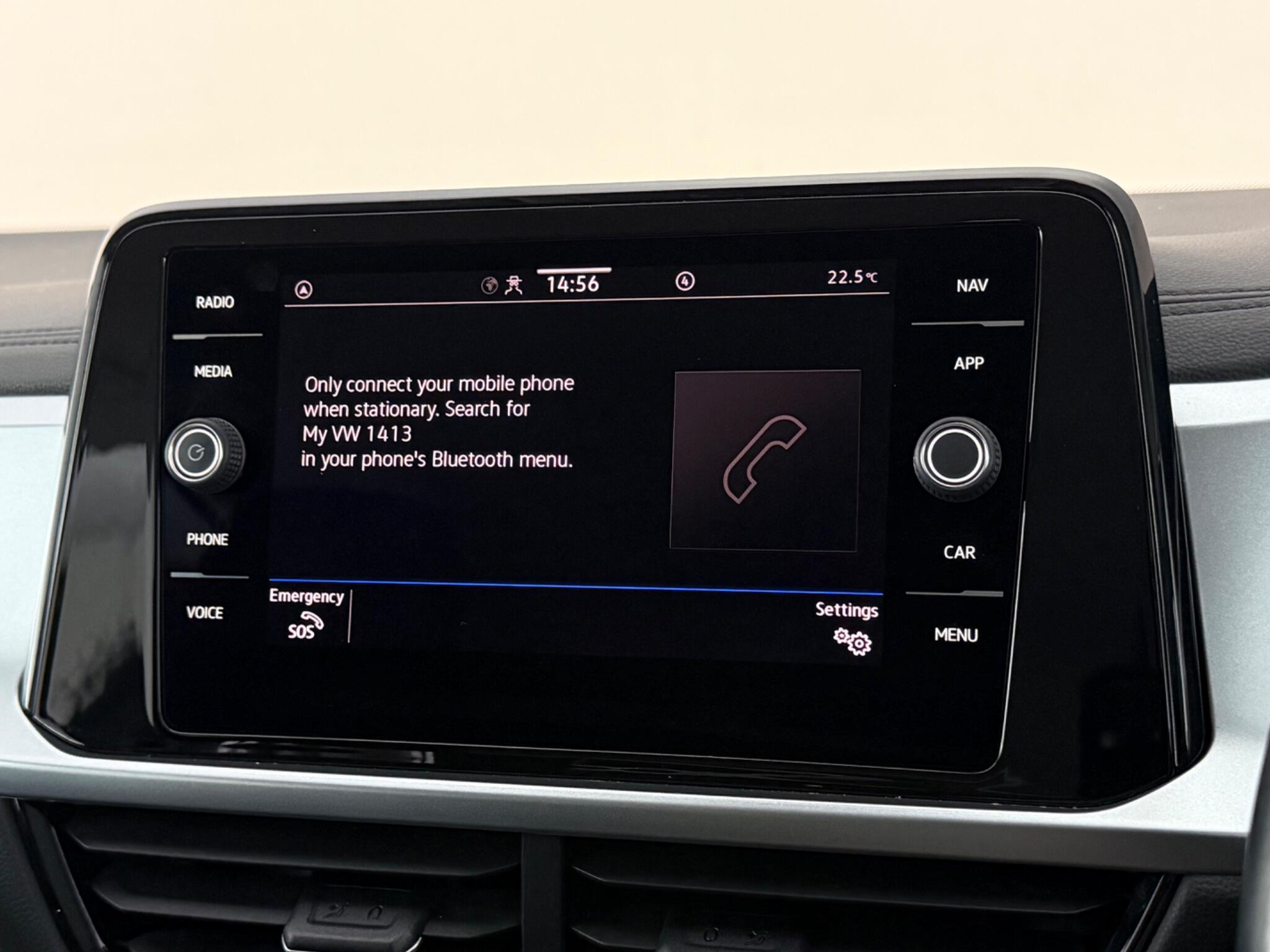 Volkswagen T-Roc view 23