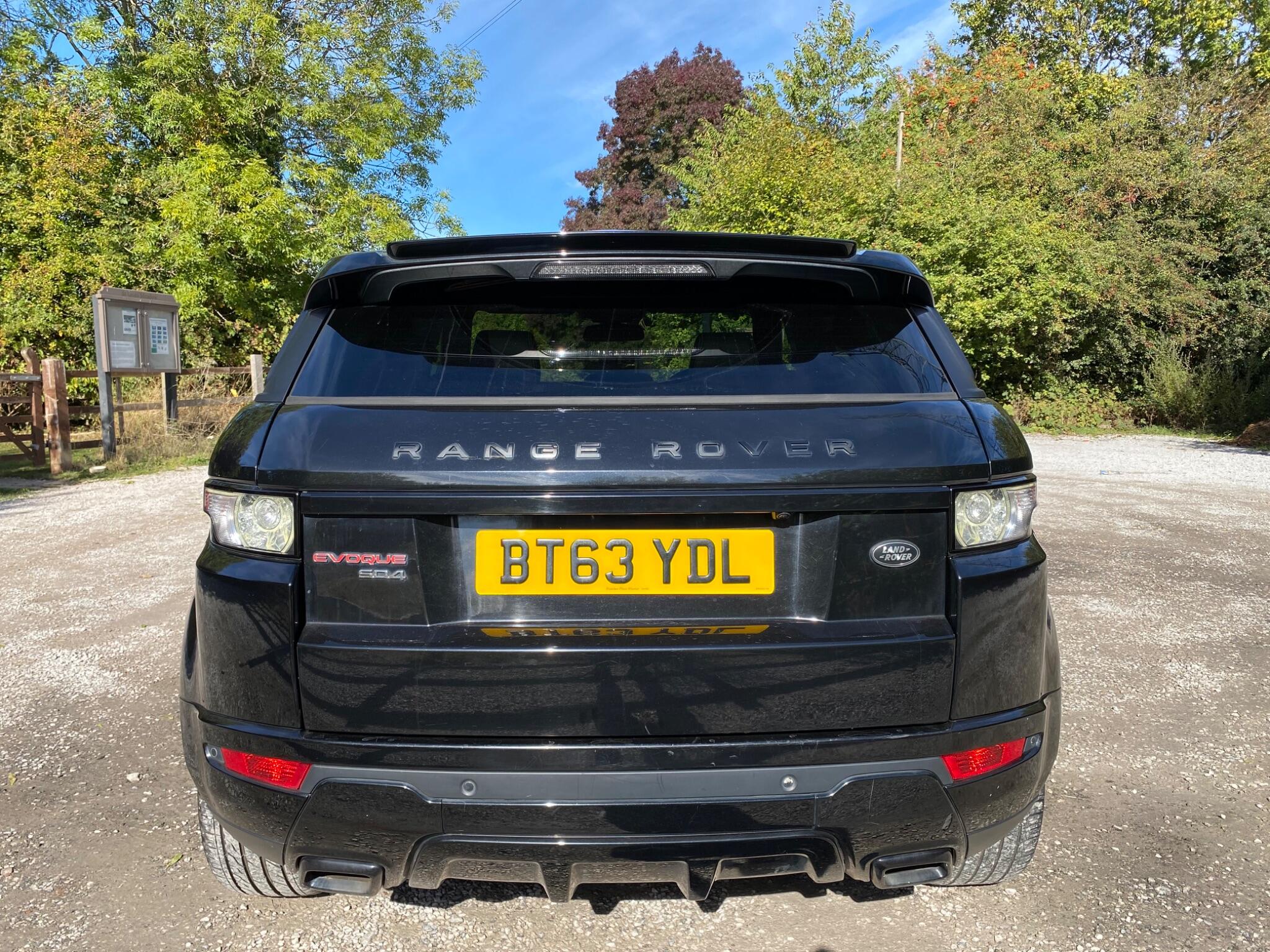 Land Rover Range Rover Evoque view 6