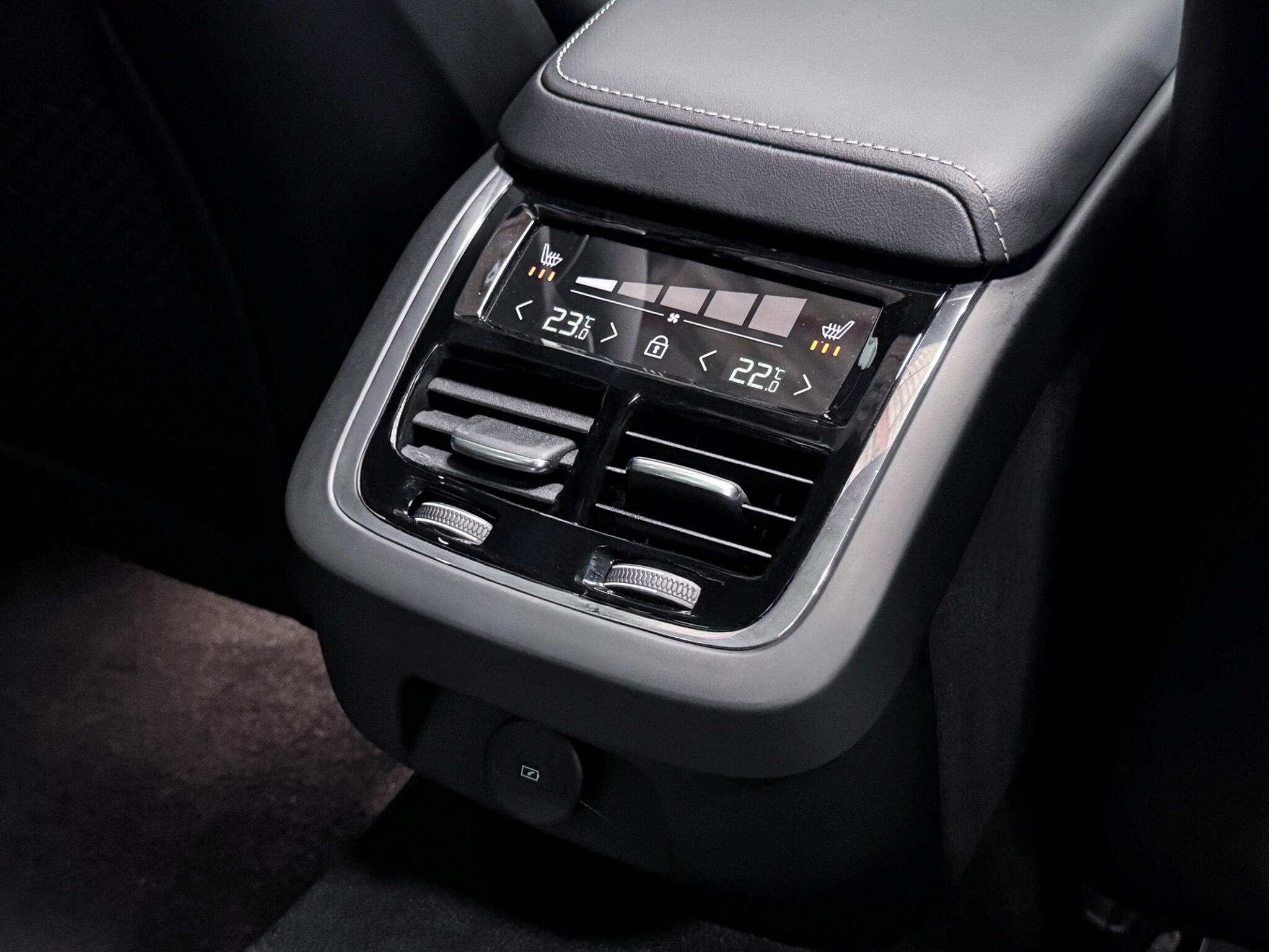 Volvo V60 view 12