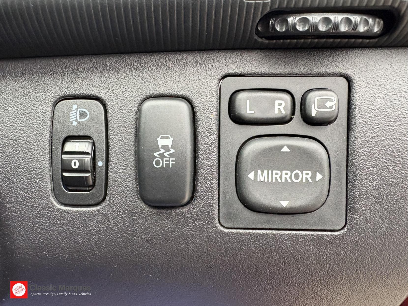 Mitsubishi L200 view 27