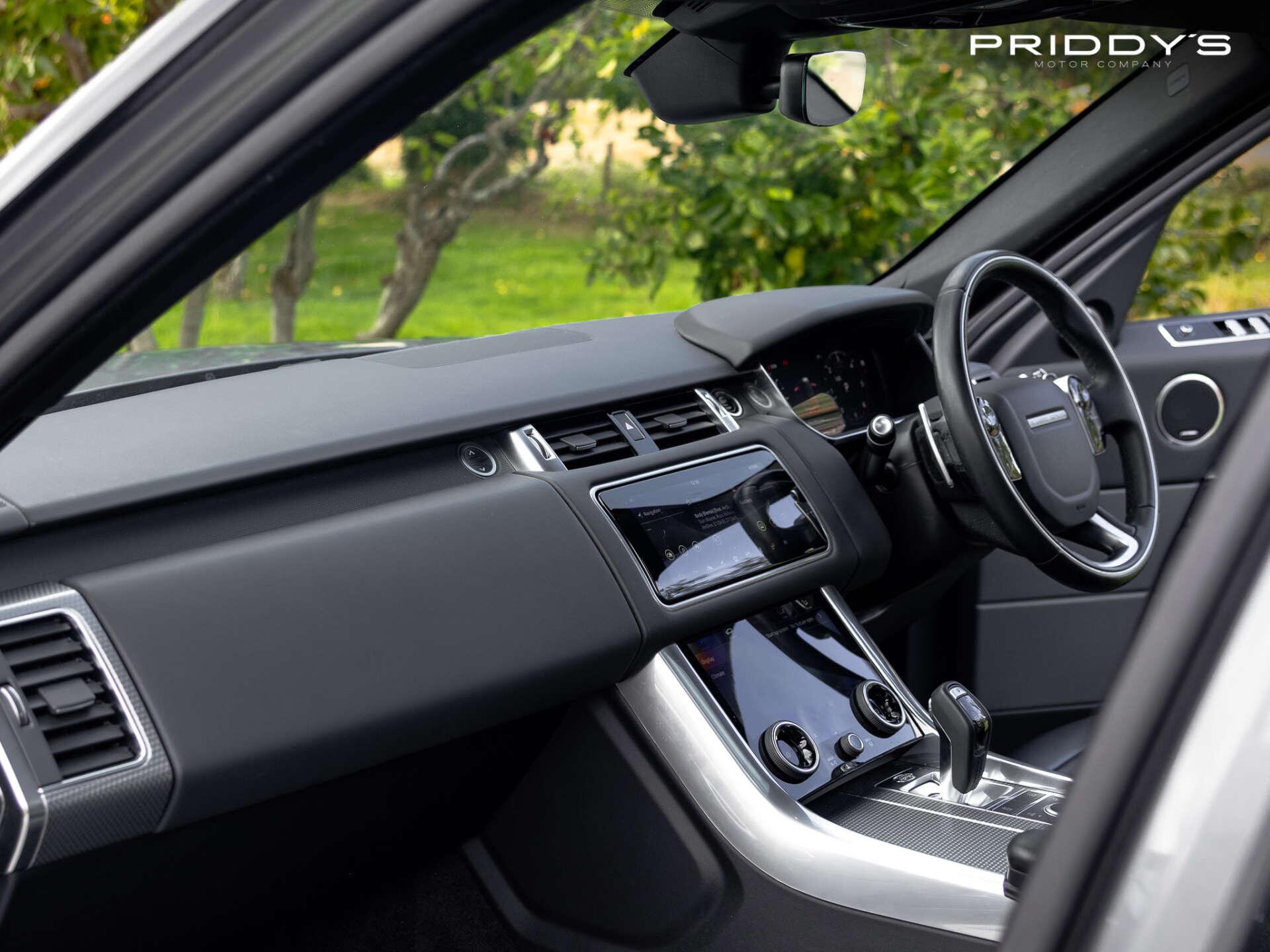 Land Rover Range Rover Sport view 30