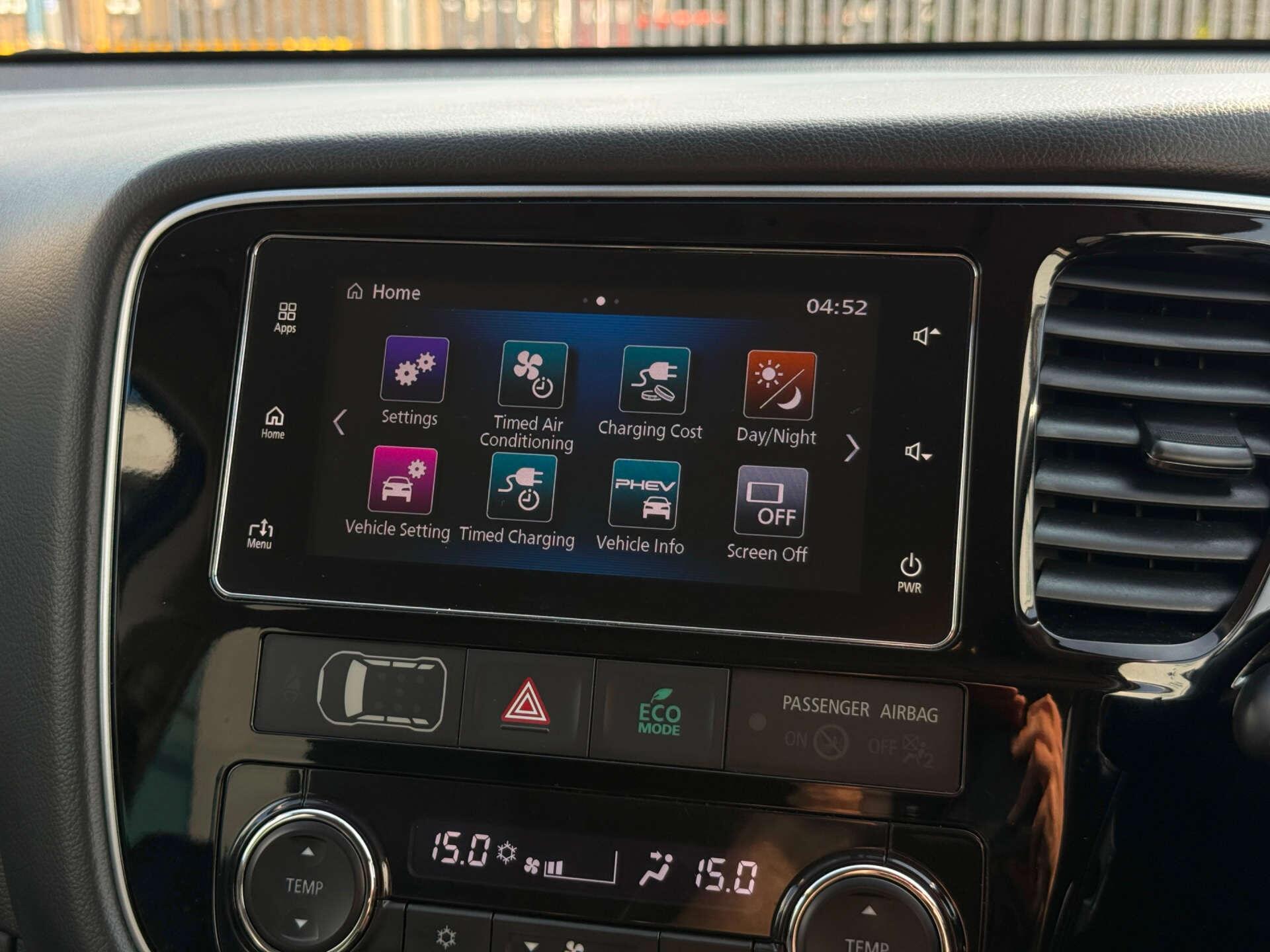 Mitsubishi Outlander view 69