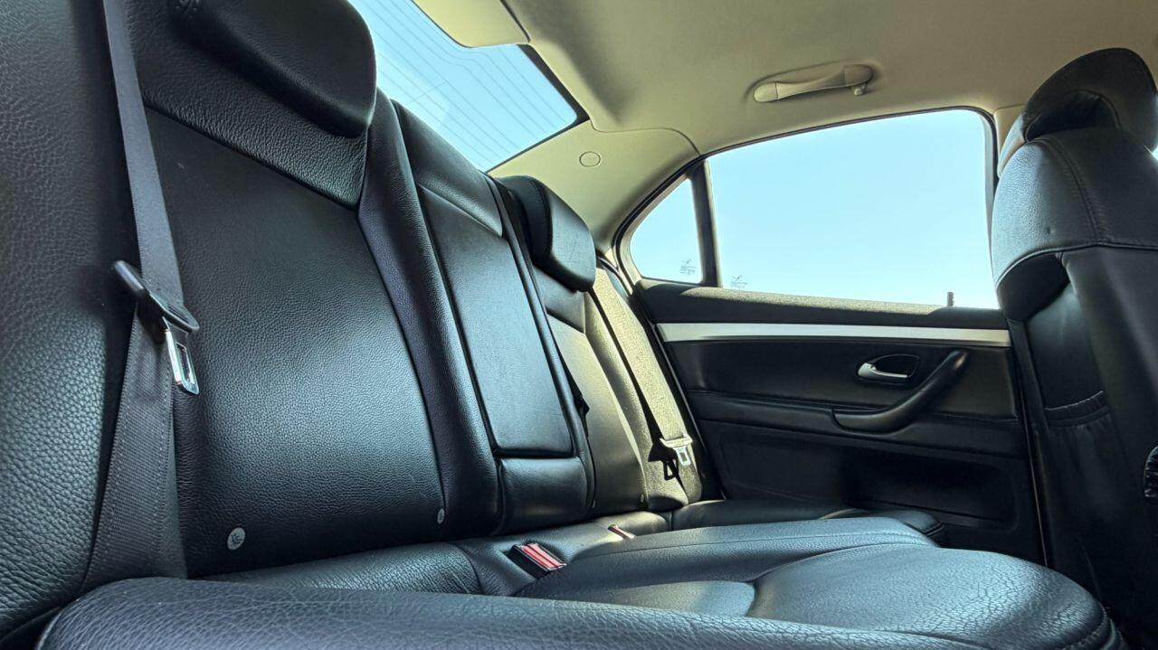 Saab 9-3 view 12