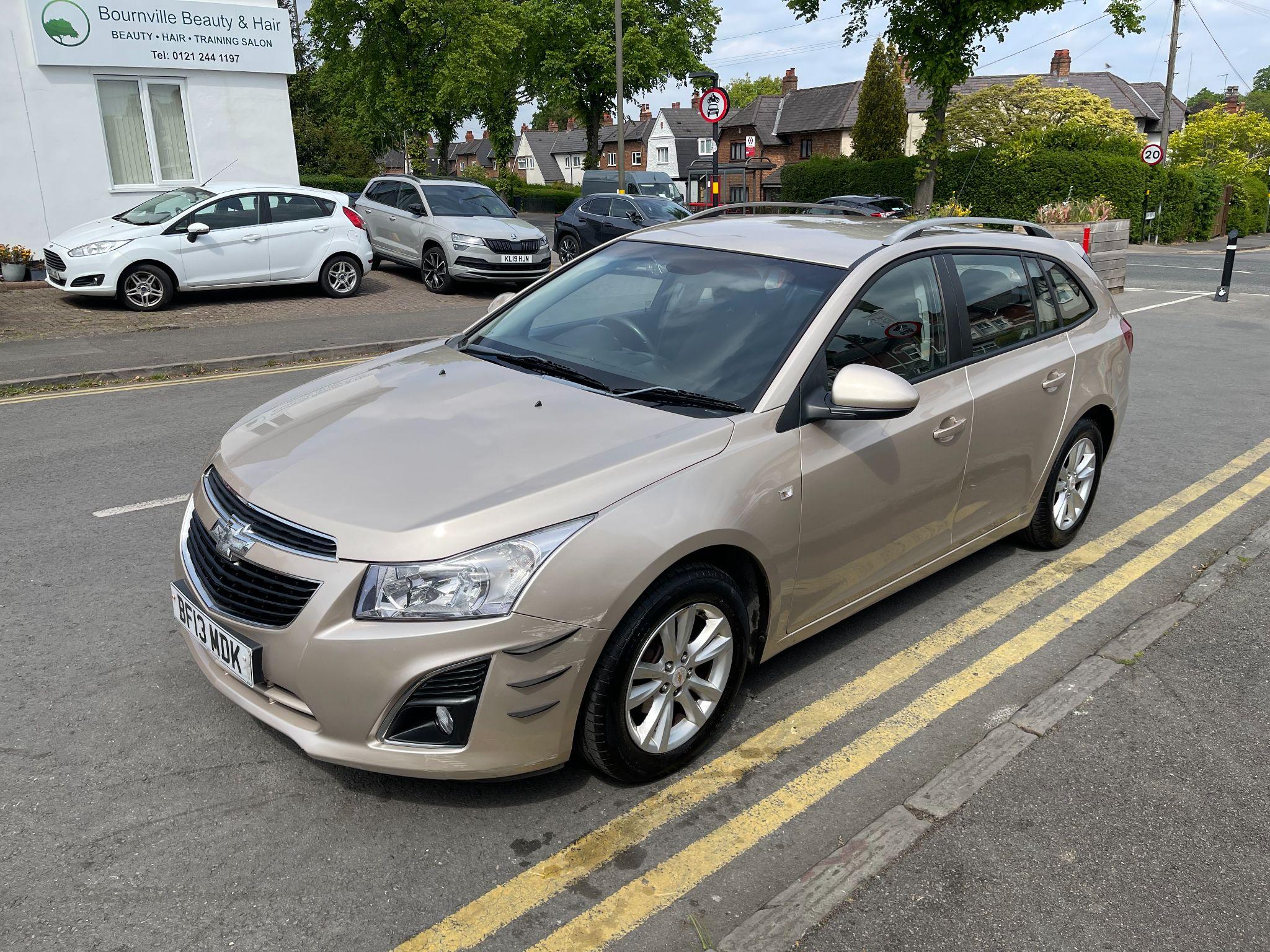 Chevrolet Cruze view 16
