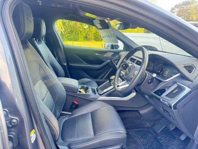 Jaguar I-Pace view 34