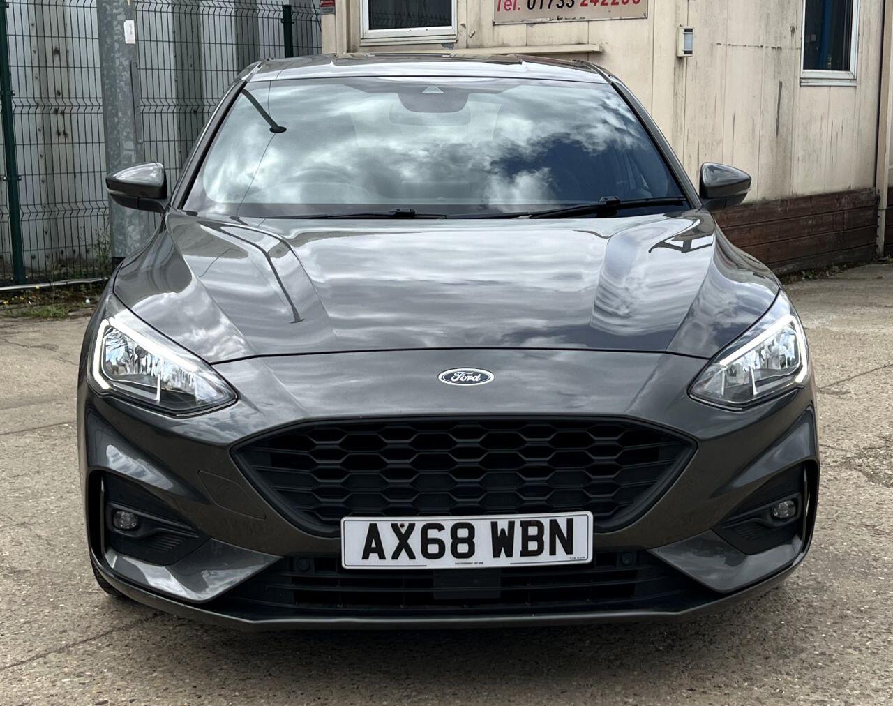 Ford Focus view 5