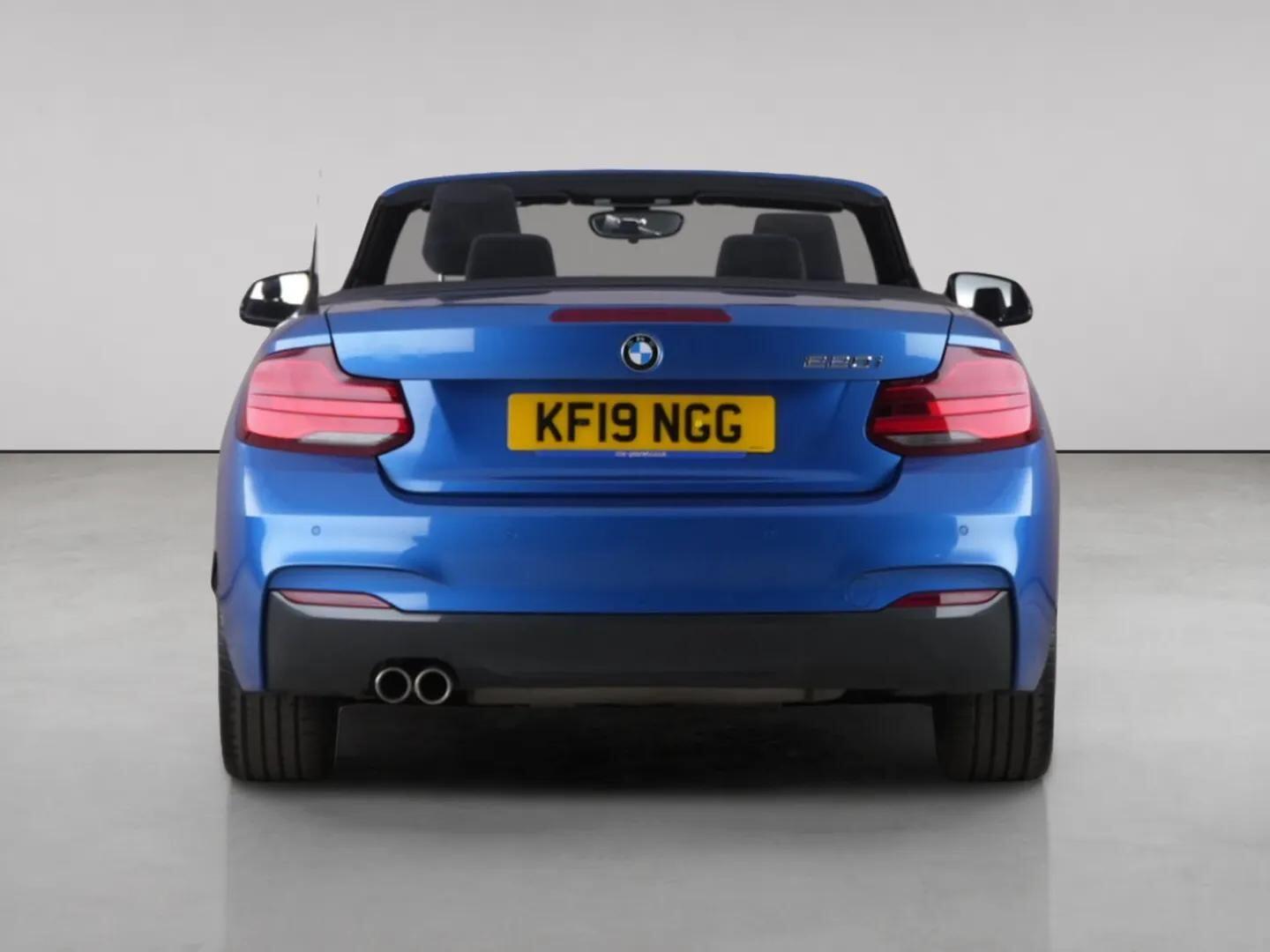 BMW 2 Series view 8