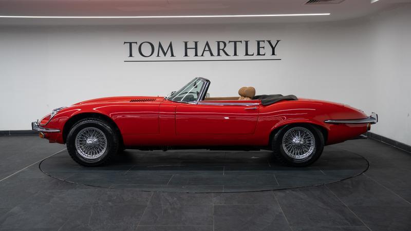 Jaguar E-Type view 4